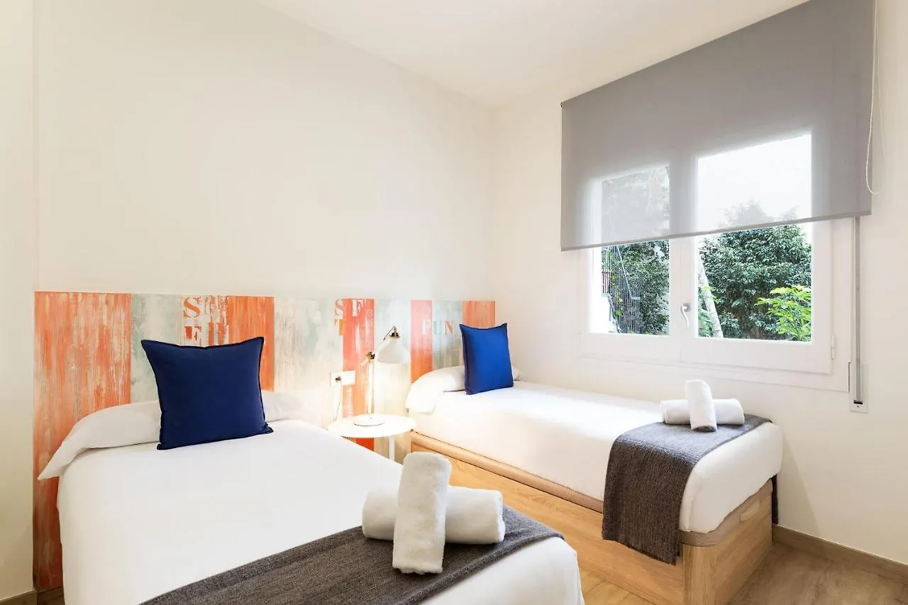 Sitges Group Beach Dreams 0*,